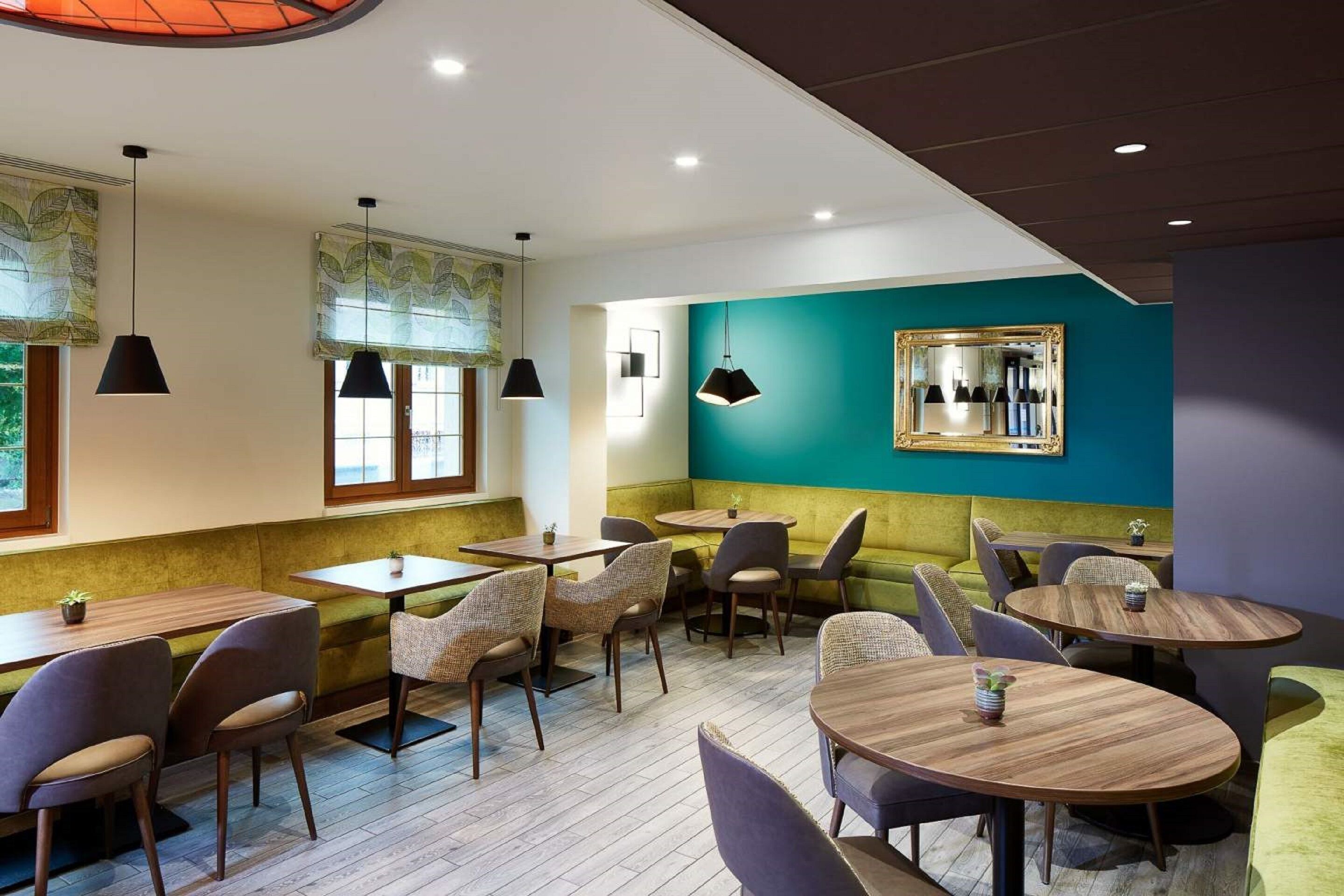 Dagelijks ontbijtbuffet (EUR 15 per persoon)