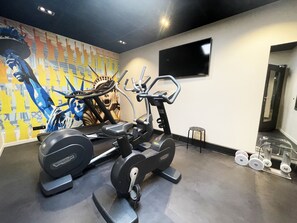 桑拿、蒸氣室、芳香療法、按摩服務