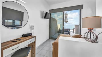 Junior Suite Sea View 3pax | Vauvansängyt, ilmainen Wi-Fi