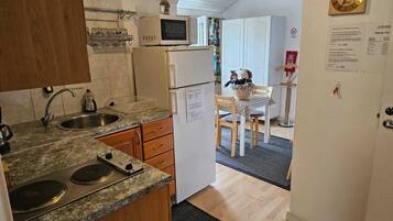 Studio, Jetted Tub | 1 bedroom, premium bedding, down comforters, memory foam beds
