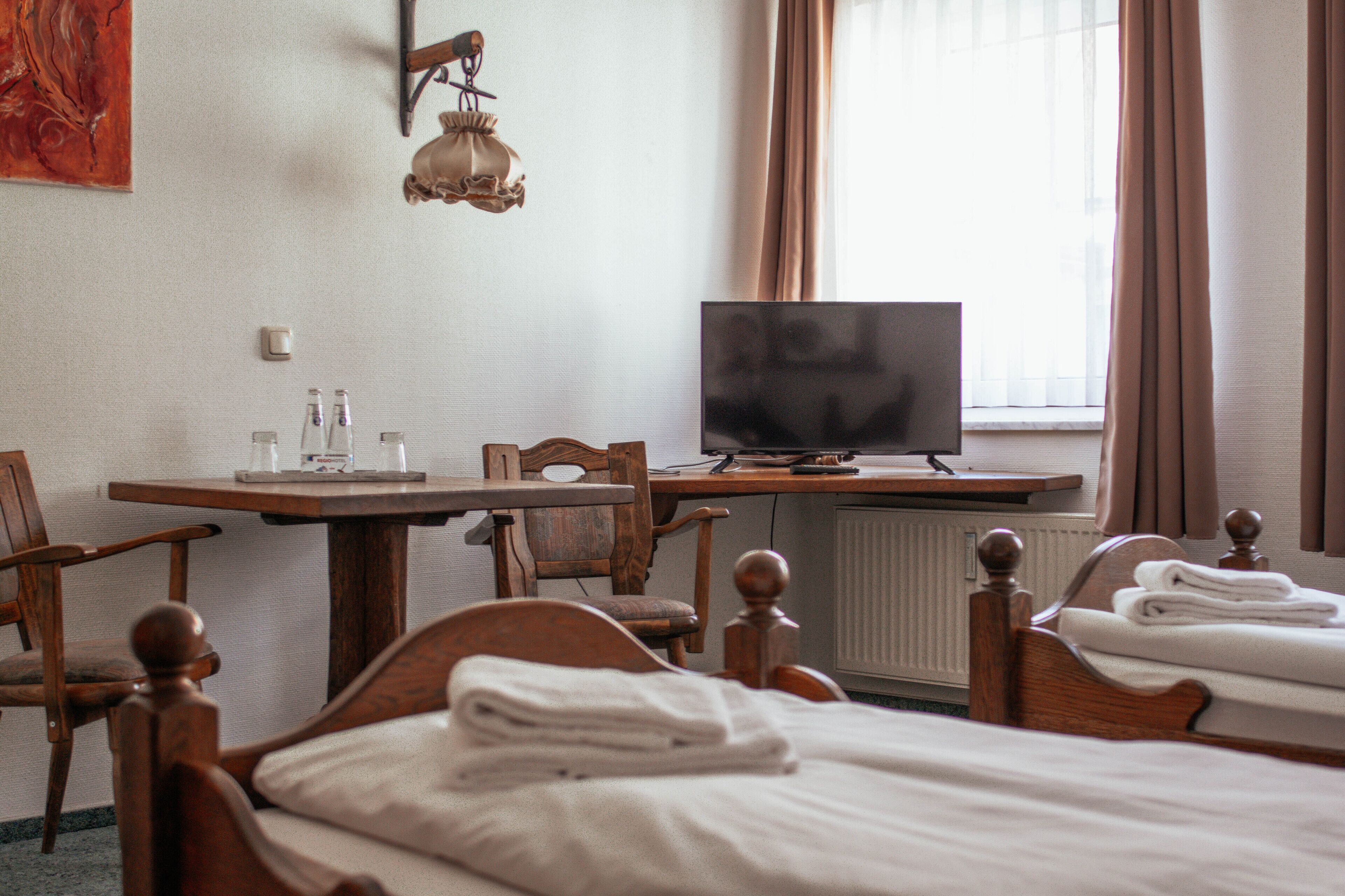 twin room | desk, rollaway beds, free wifi