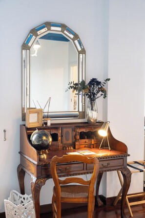 Junior Suite | In-room safe, desk, soundproofing, free cribs/infant beds - Maison Fernanda (Massa Lubrense)