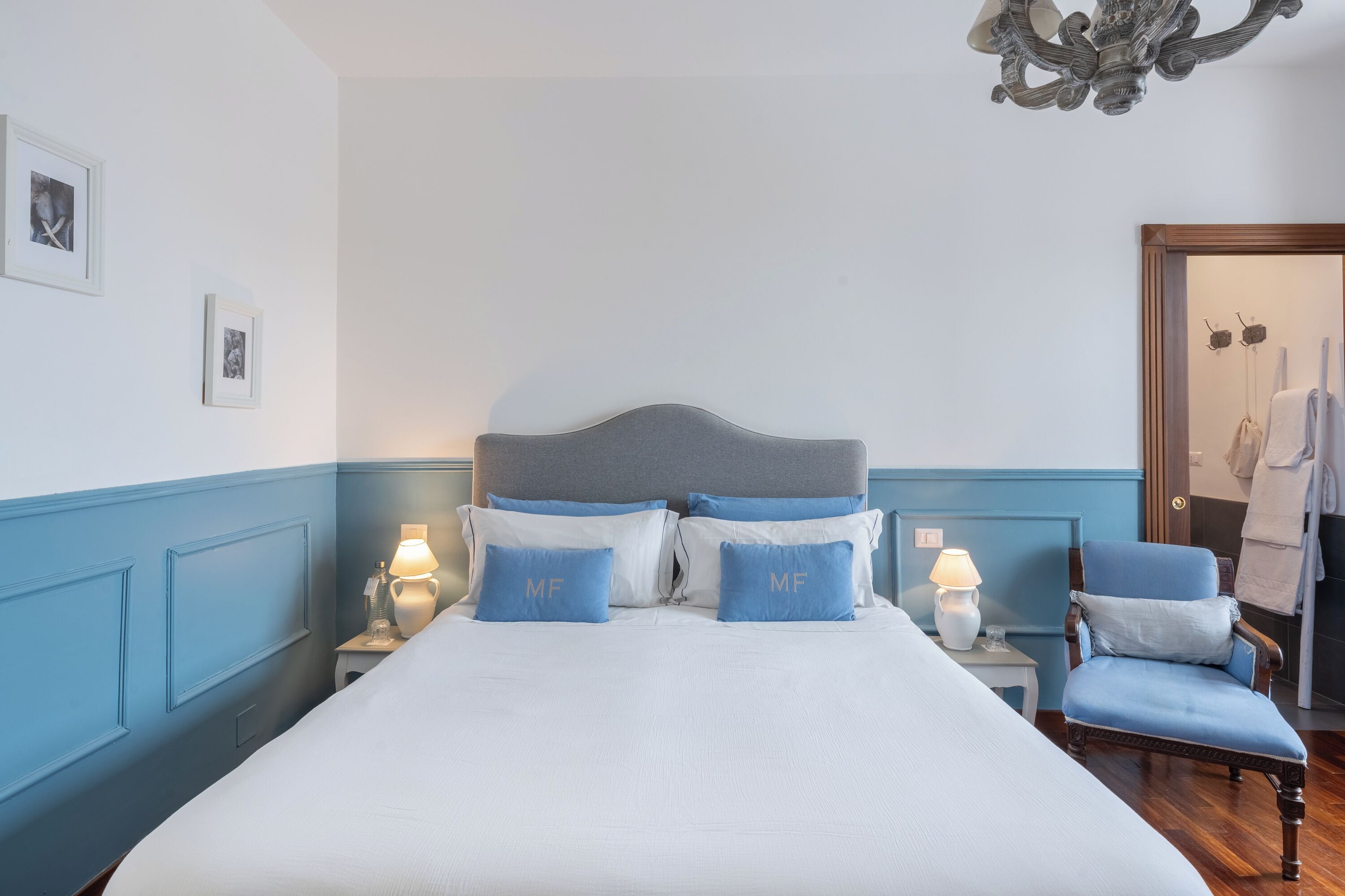 Deluxe-værelse med dobbeltseng eller 2 enkeltsenge | Pengeskab på værelset, skrivebord, lydisolering, gratis baby-/barnesenge