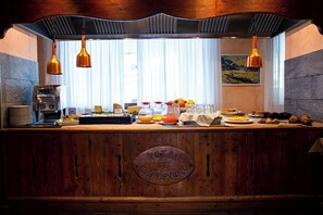 Breakfast buffet - Hotel de Champoluc (Ayas)