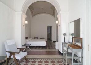 Suite (Roma) | Premium bedding, down comforters, minibar, desk - Home47 (Salerno)