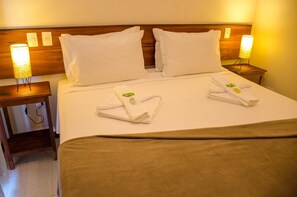 Minibar, Verdunkelungsvorhänge, kostenloses WLAN, Bettwäsche