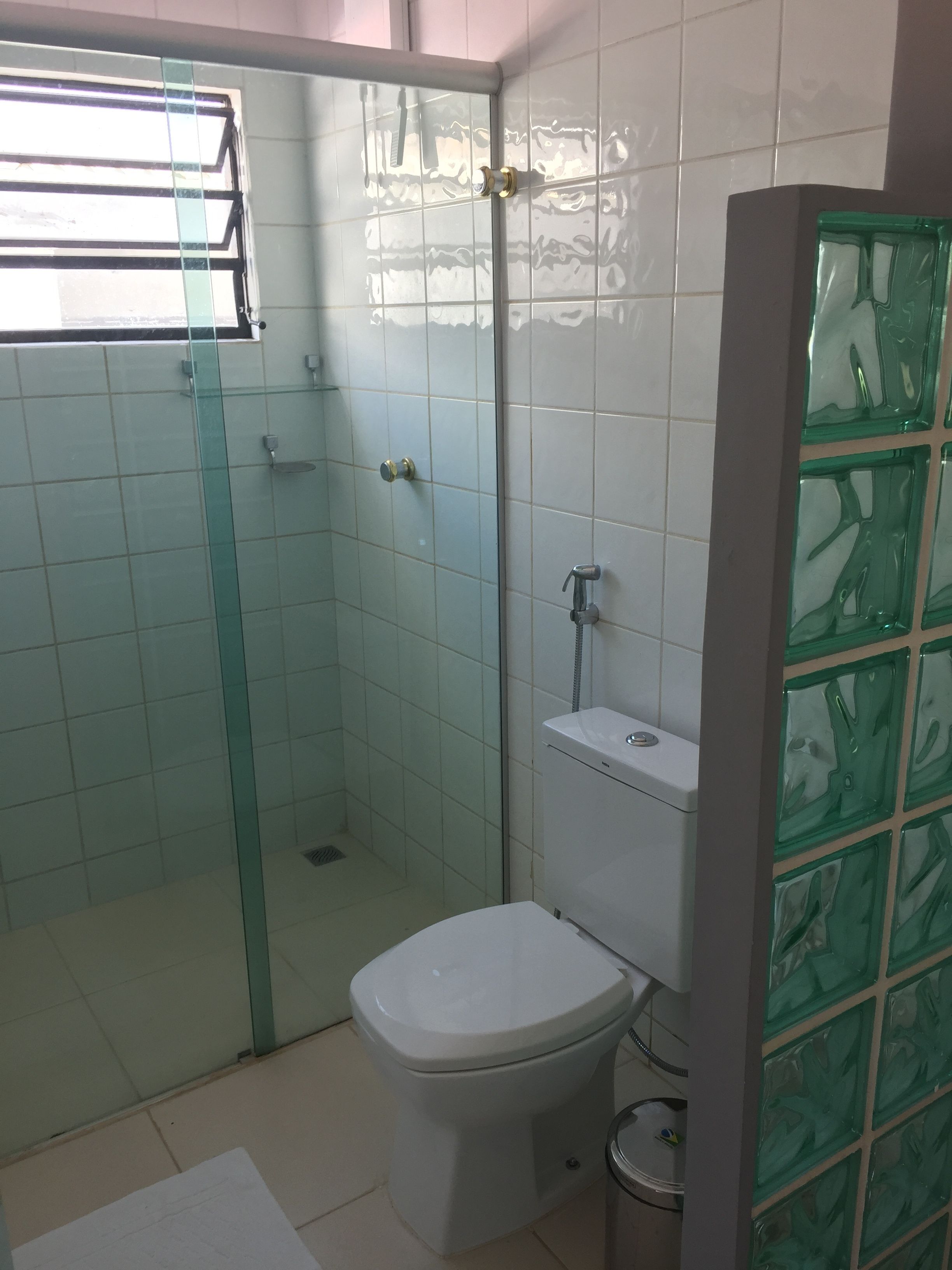 triple room | bathroom | shower, towels