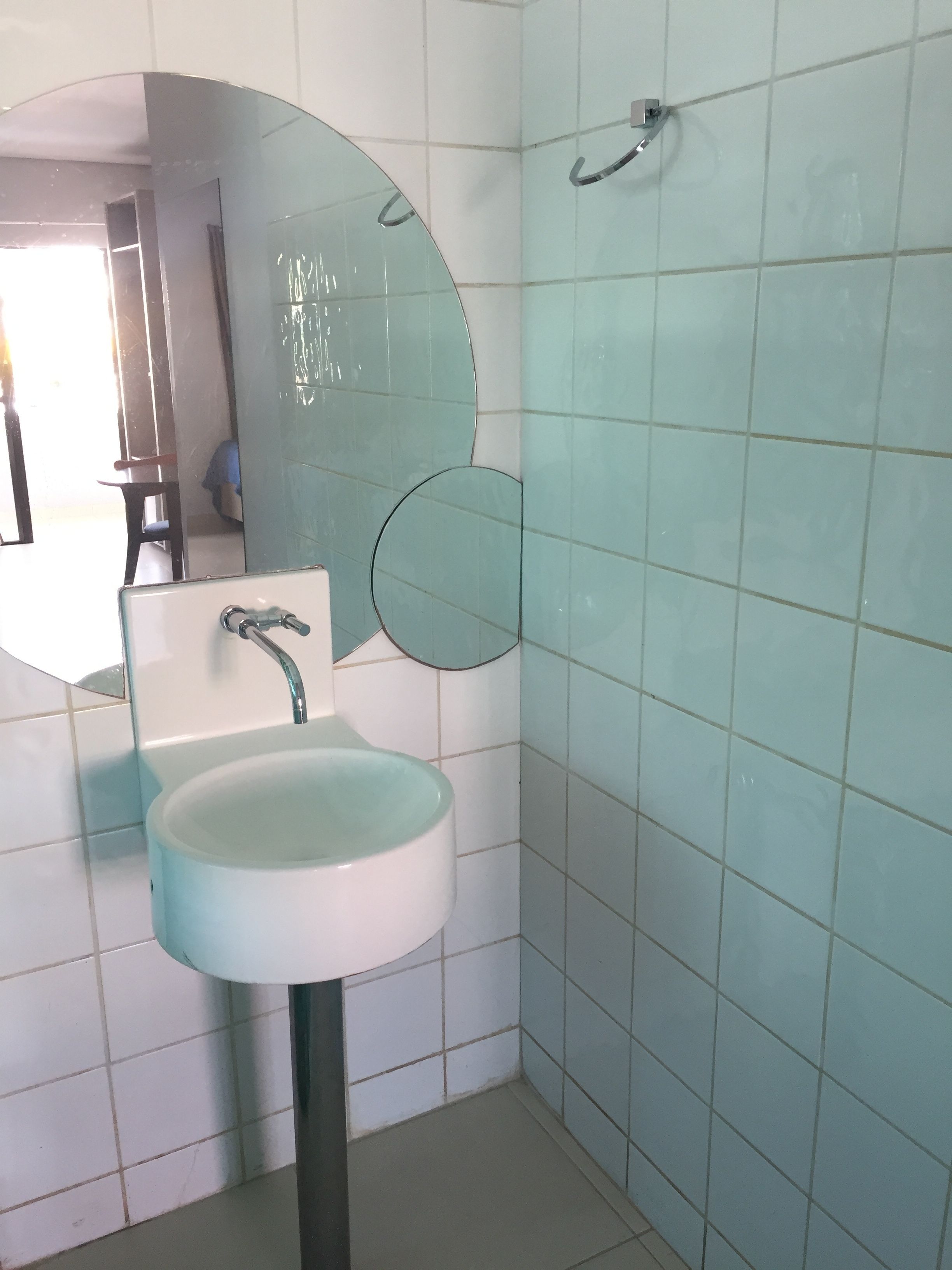 triple room | bathroom | shower, towels