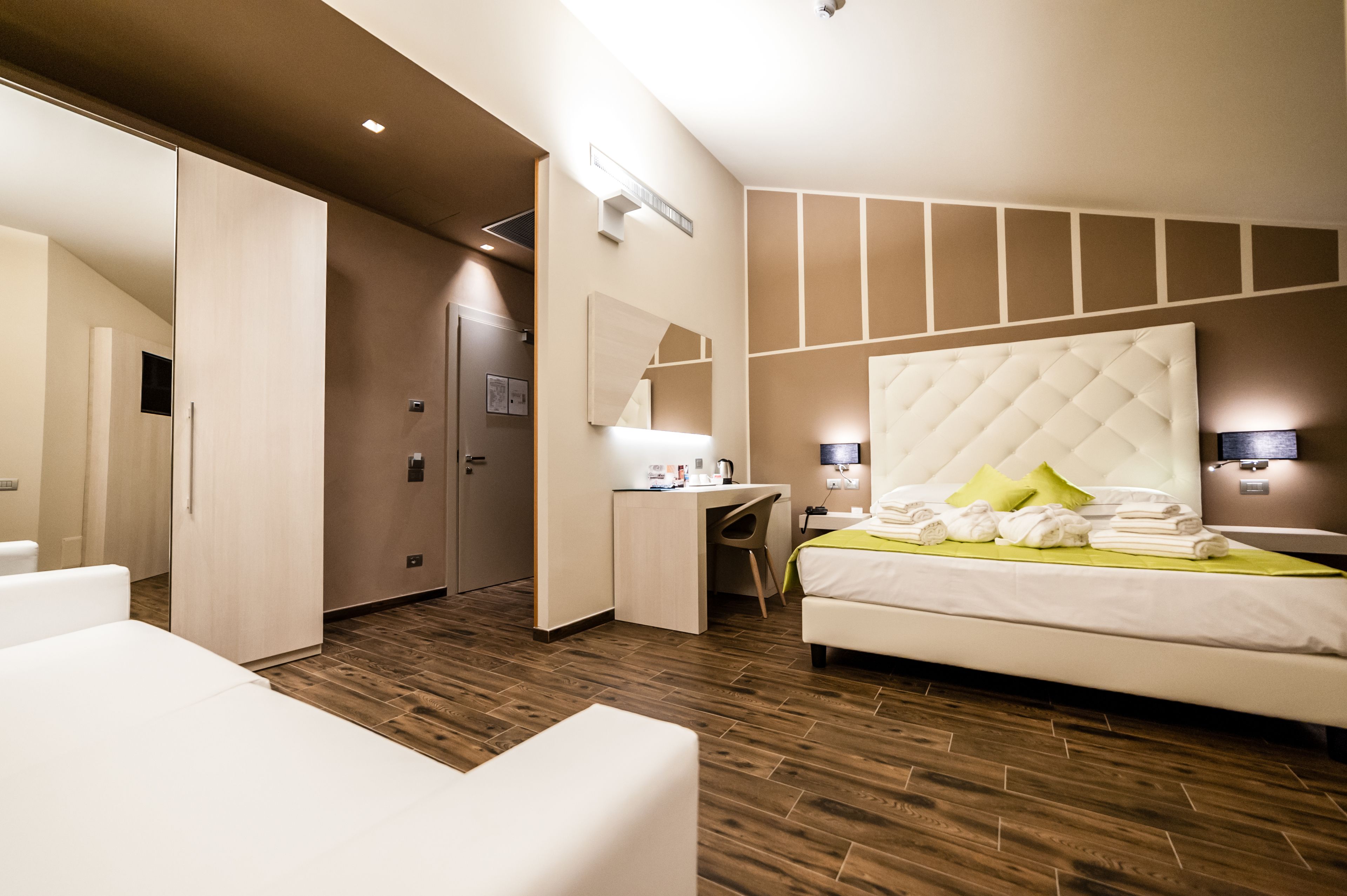 junior suite | premium bedding, down duvets, minibar, in-room safe