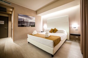 Quarto casal ou duplo | Roupas de cama premium, edredons de pluma, frigobar, cofres nos quartos
