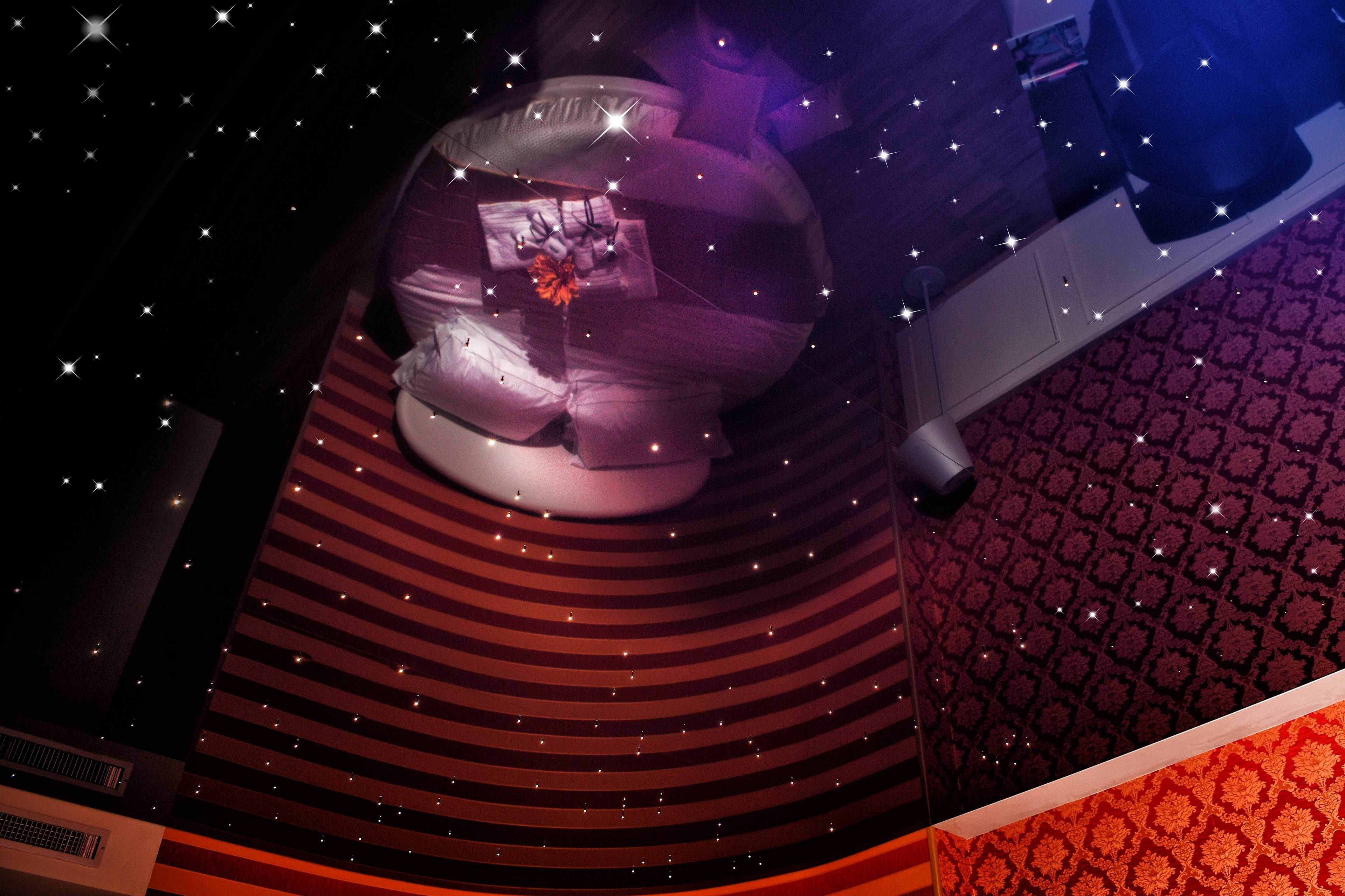 romantic suite | room amenity