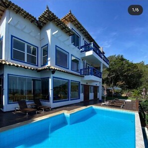 Outdoor pool, open 7:00 AM to 11:00 PM, pool loungers - Top de Buzios Boutique (Búzios)
