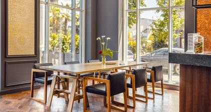Le Port Apart Hotel