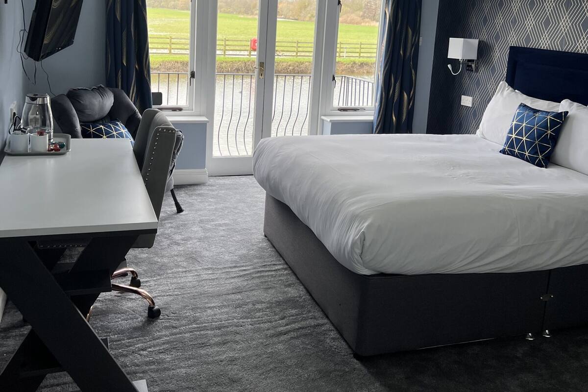 1 slaapkamer, luxe beddengoed, een strijkplank/strijkijzer, gratis wifi