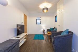 Free WiFi - Cristol Clear Living at Thornhill House (Watford)