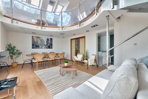 Lägenhet Premium - balkong (6 people) | Individuell inredning, unika möbler och strykjärn/strykbräda