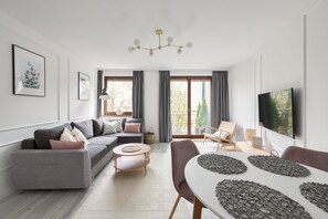 华丽公寓, 1 间卧室, 阳台, 副楼 (4 people, ul. Sobieskiego 29) | 特色装修、特色家居、熨斗/熨衣板、免费 WiFi