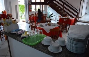 Free daily buffet breakfast  - Arrastão da Ilha (Angra dos Reis)