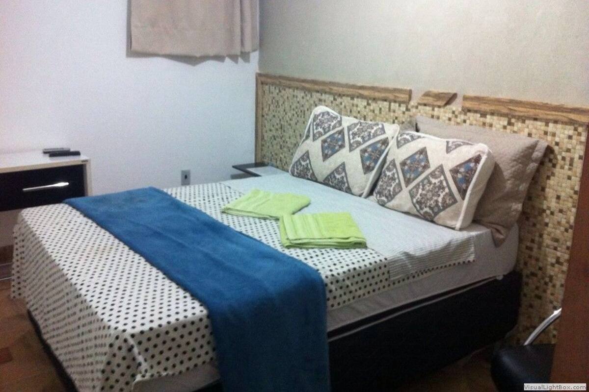 Cots/infant beds, free WiFi