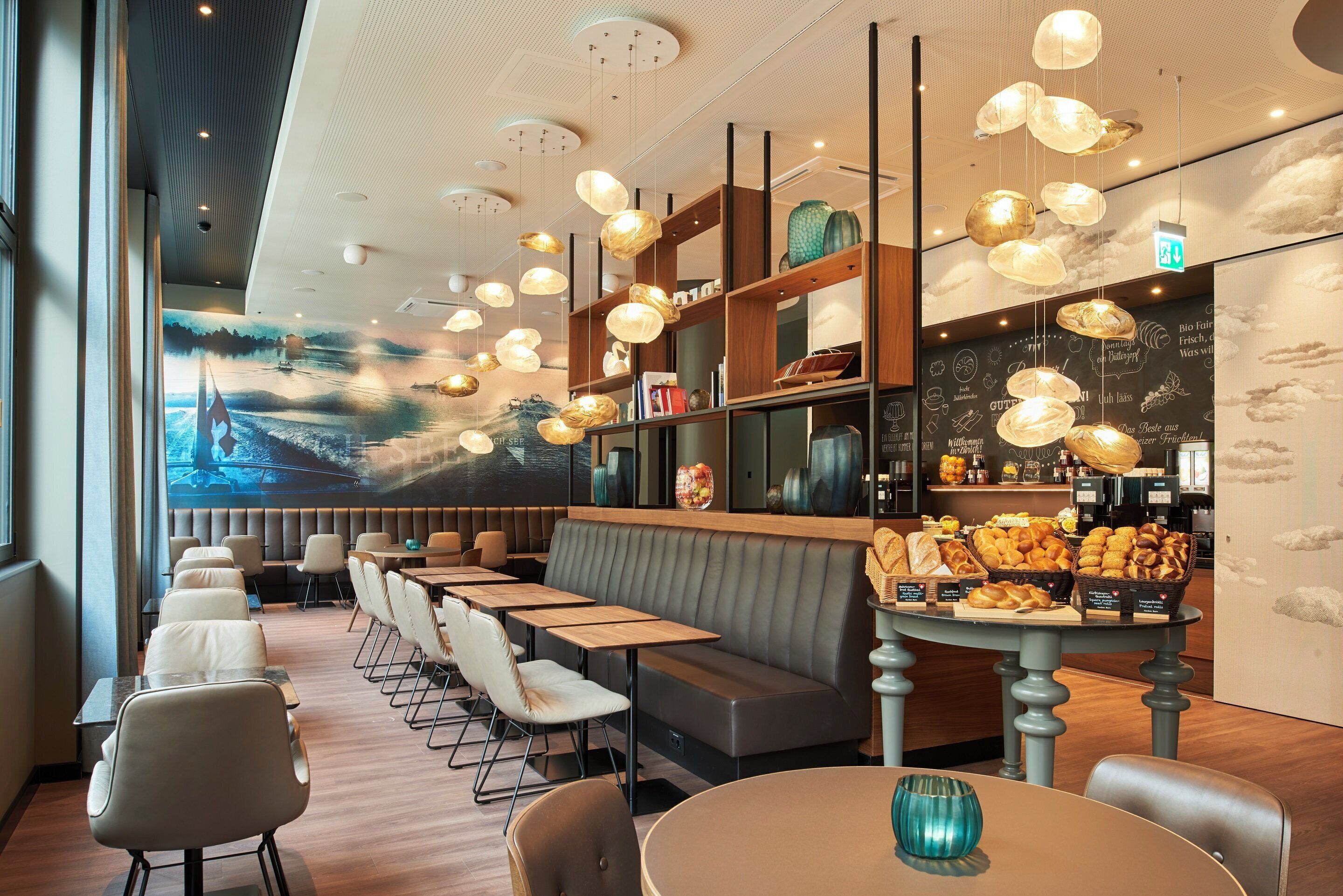 Petit déjeuner buffet servi tous les jours en supplément