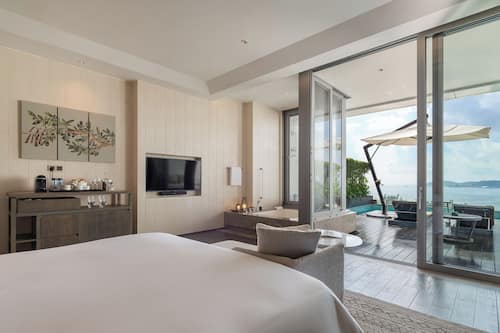 Room, 1 King Bed, Ocean View