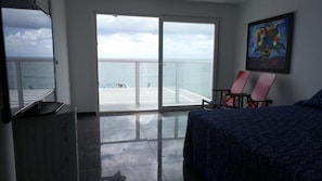 Premium bedding, minibar, individually decorated, free cots/infant beds