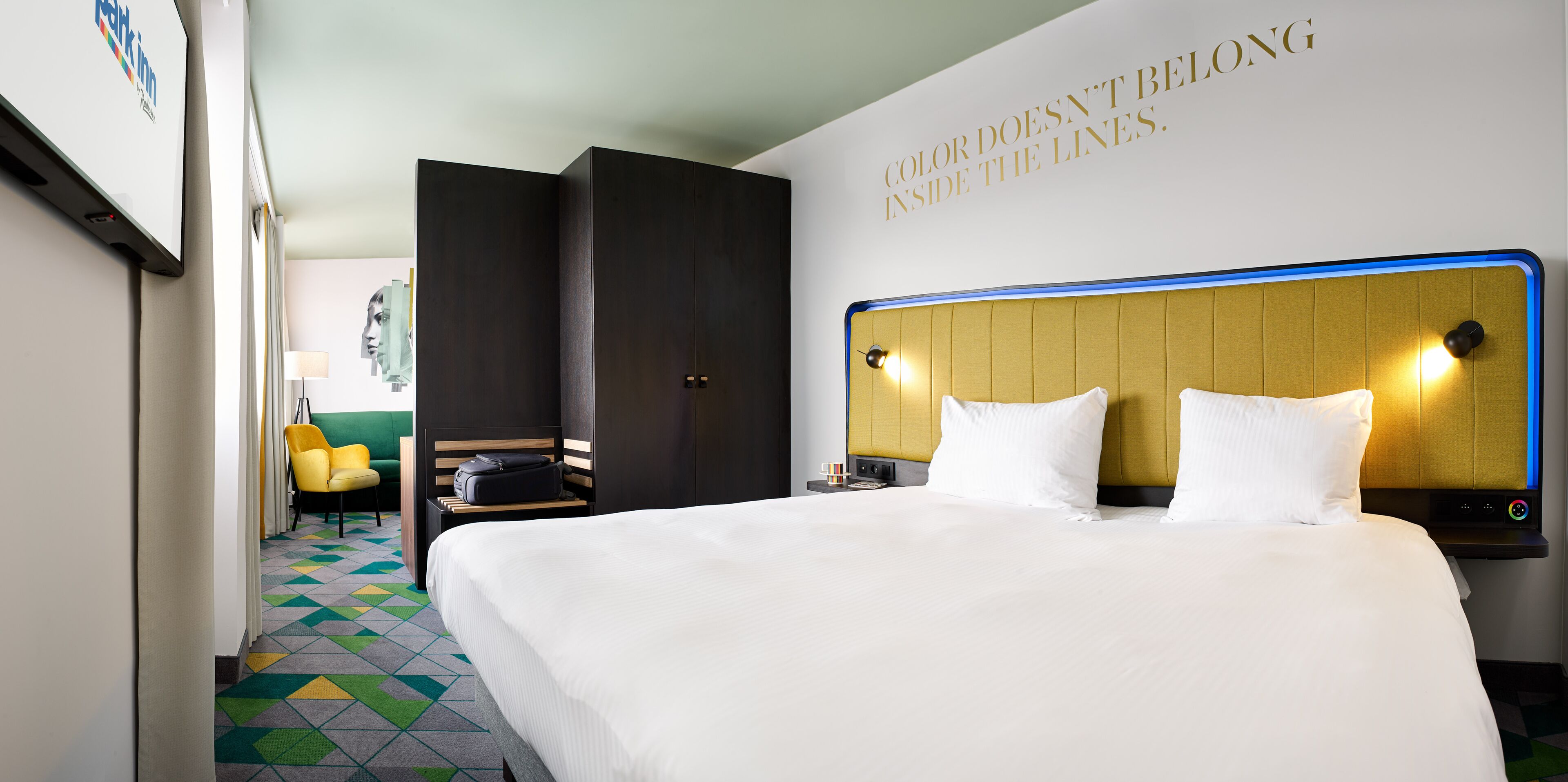 junior suite | hypo-allergenic bedding, in-room safe, desk, soundproofing