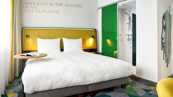 Literie hypoallergénique, coffres-forts dans les chambres, bureau