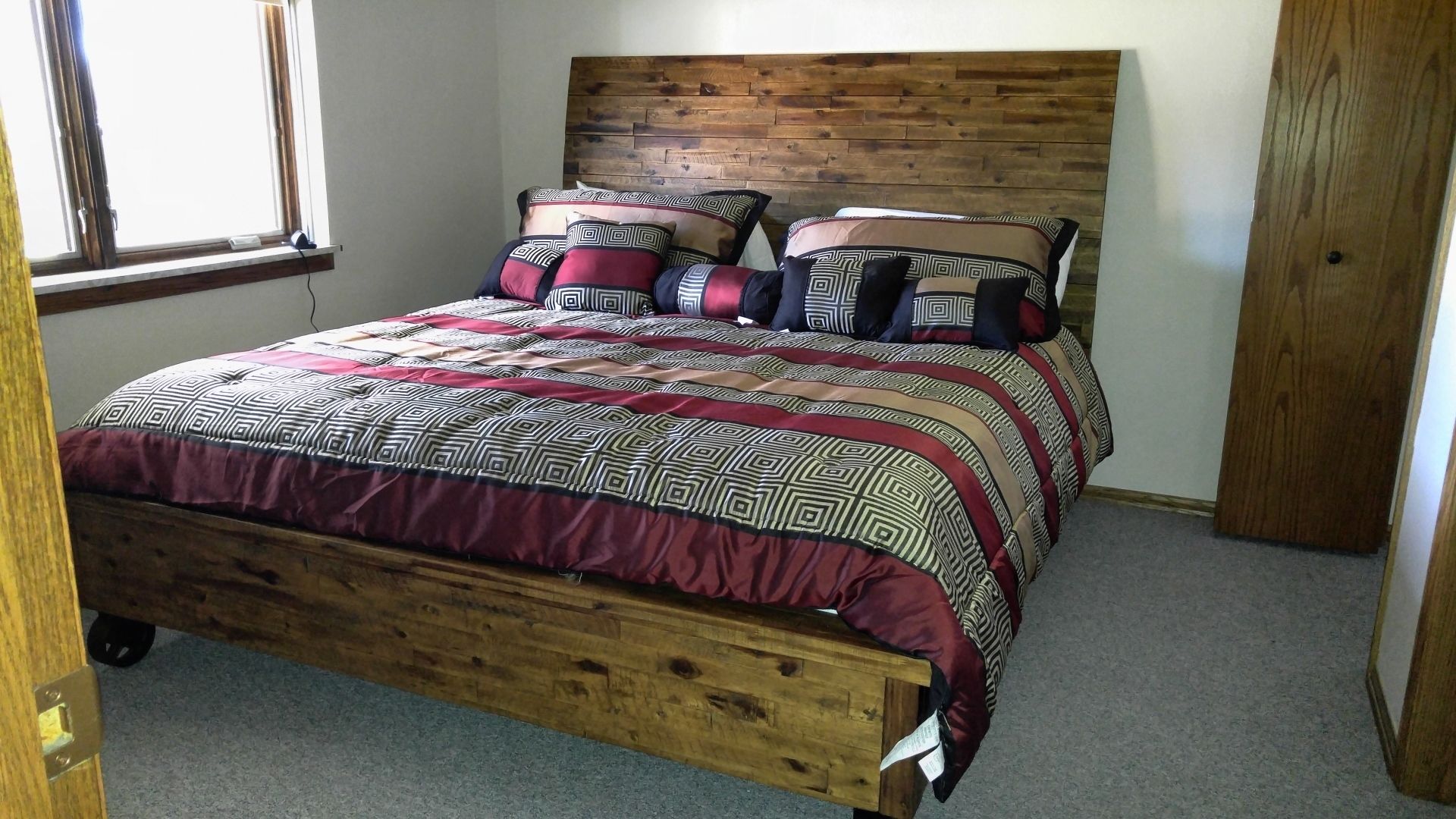 Wi-fi (inkludert) og sengetøy