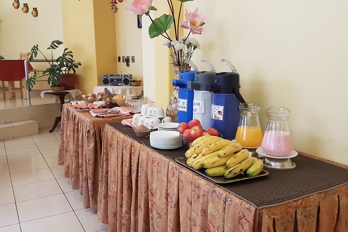 breakfast area