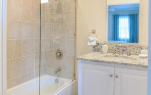 Luxury Villa | Bathroom