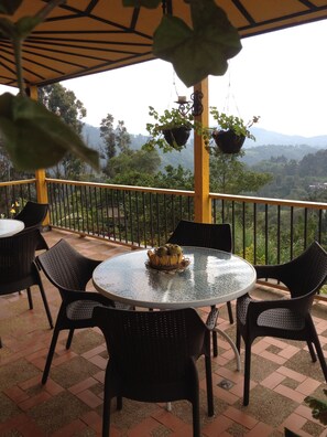 Reception - Hostal Finca Cardonales (Salento)