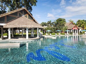 8 outdoor pools, sun loungers - Sandals Royal Barbados - ALL INCLUSIVE Couples Only (Maxwell)