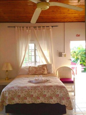 Premium bedding, in-room safe, desk, iron/ironing board