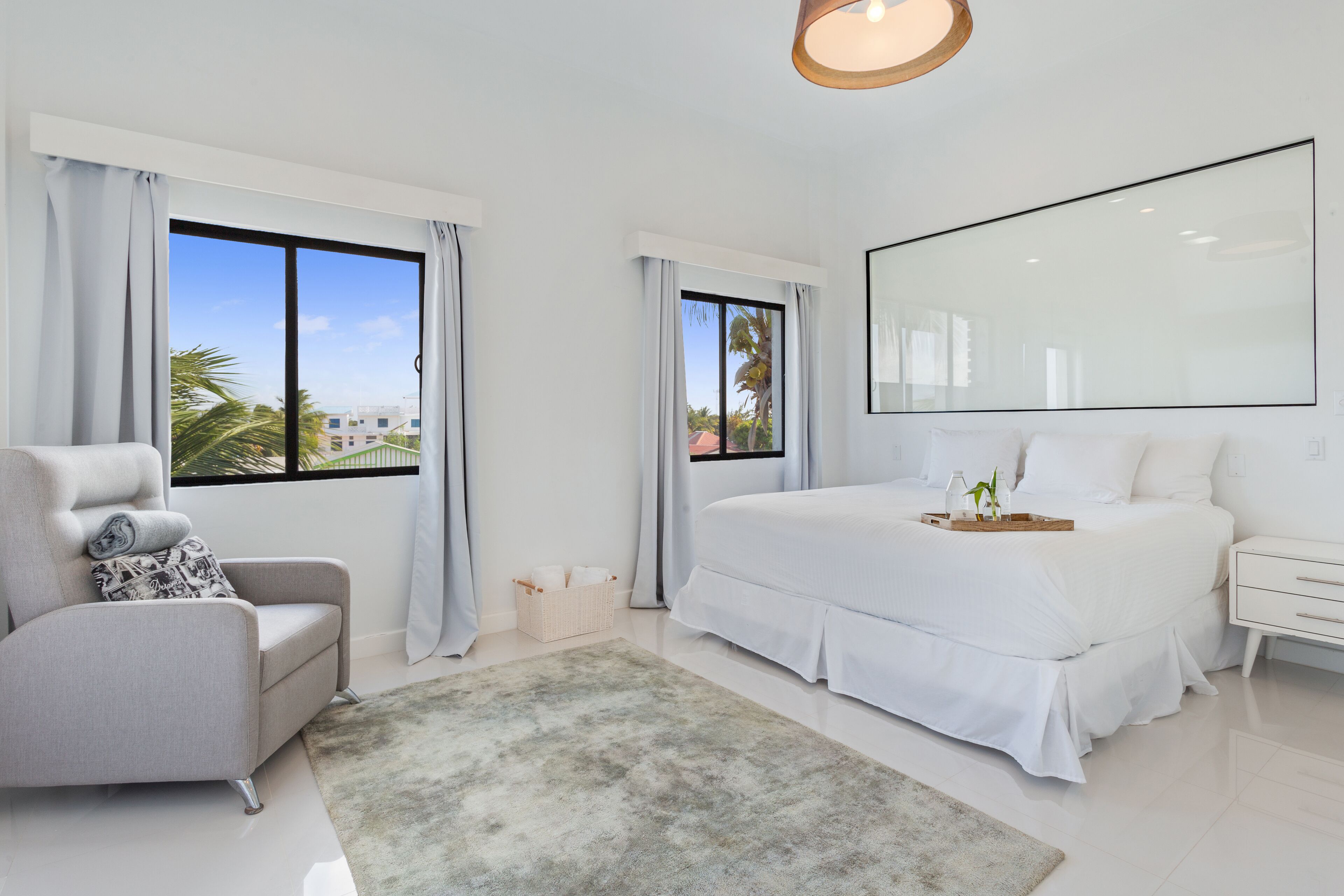 luxury penthouse | 3 bedrooms, egyptian cotton sheets, premium bedding, down duvets