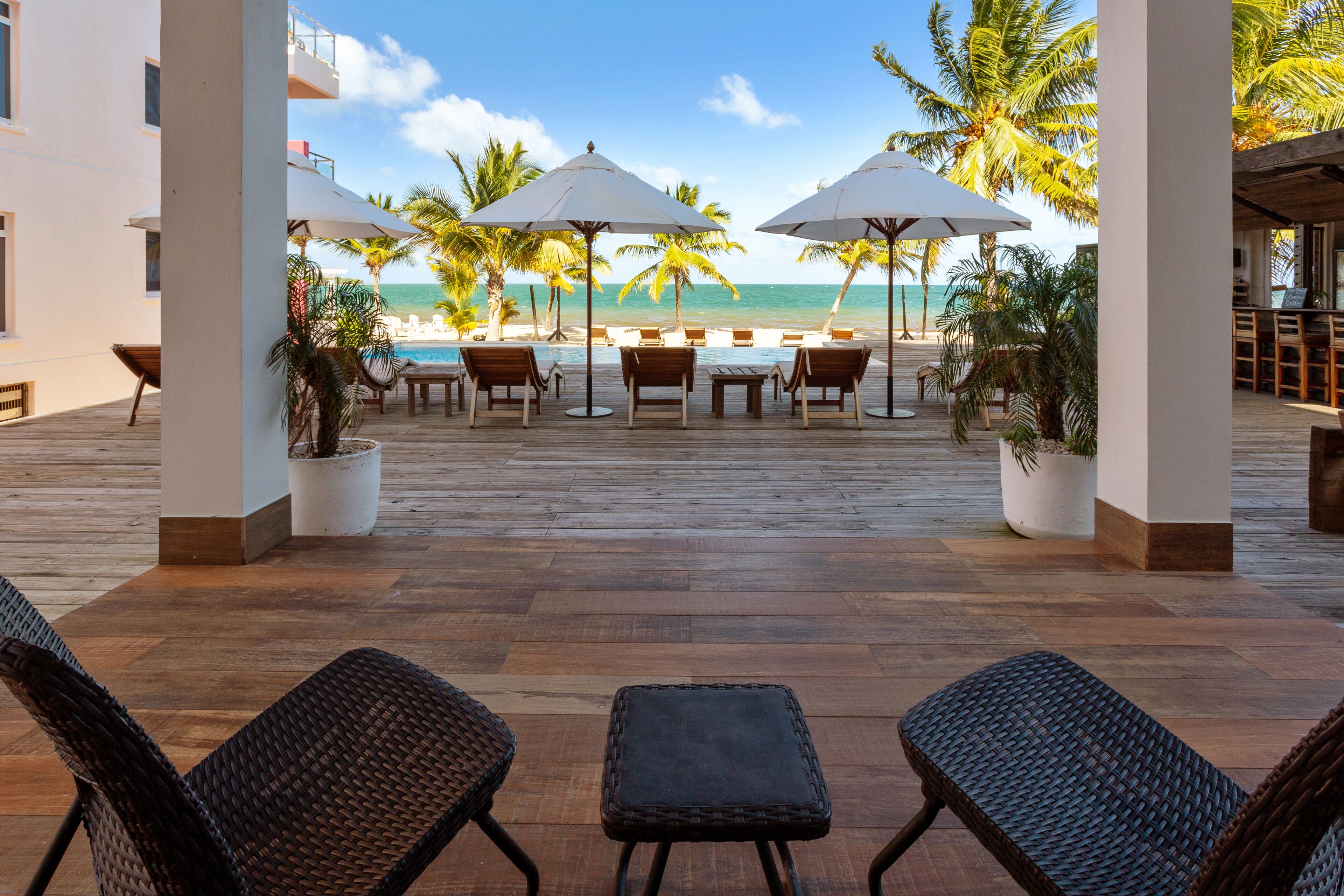 奢華開放式客房, 1 張特大雙人床, 陽台, 海景 | 露台/庭院