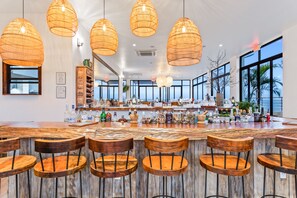 Breakfast, lunch and dinner served  - The Ellysian Boutique Hotel (Placencia)