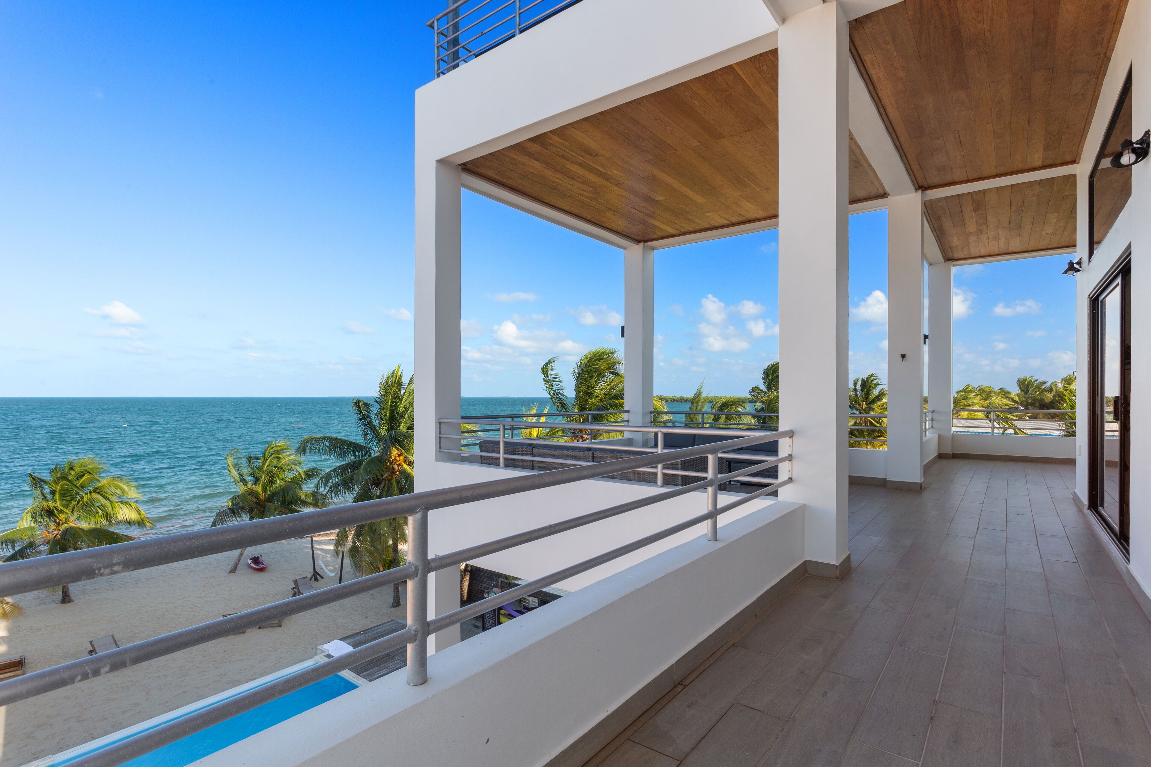 Luxury Penthouse | Egyptian cotton sheets, premium bedding, down duvets, in-room safe