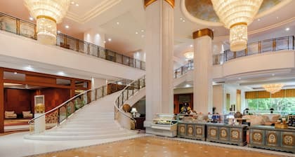 Hotel Shanghai Hongqiao - Handwritten Collection