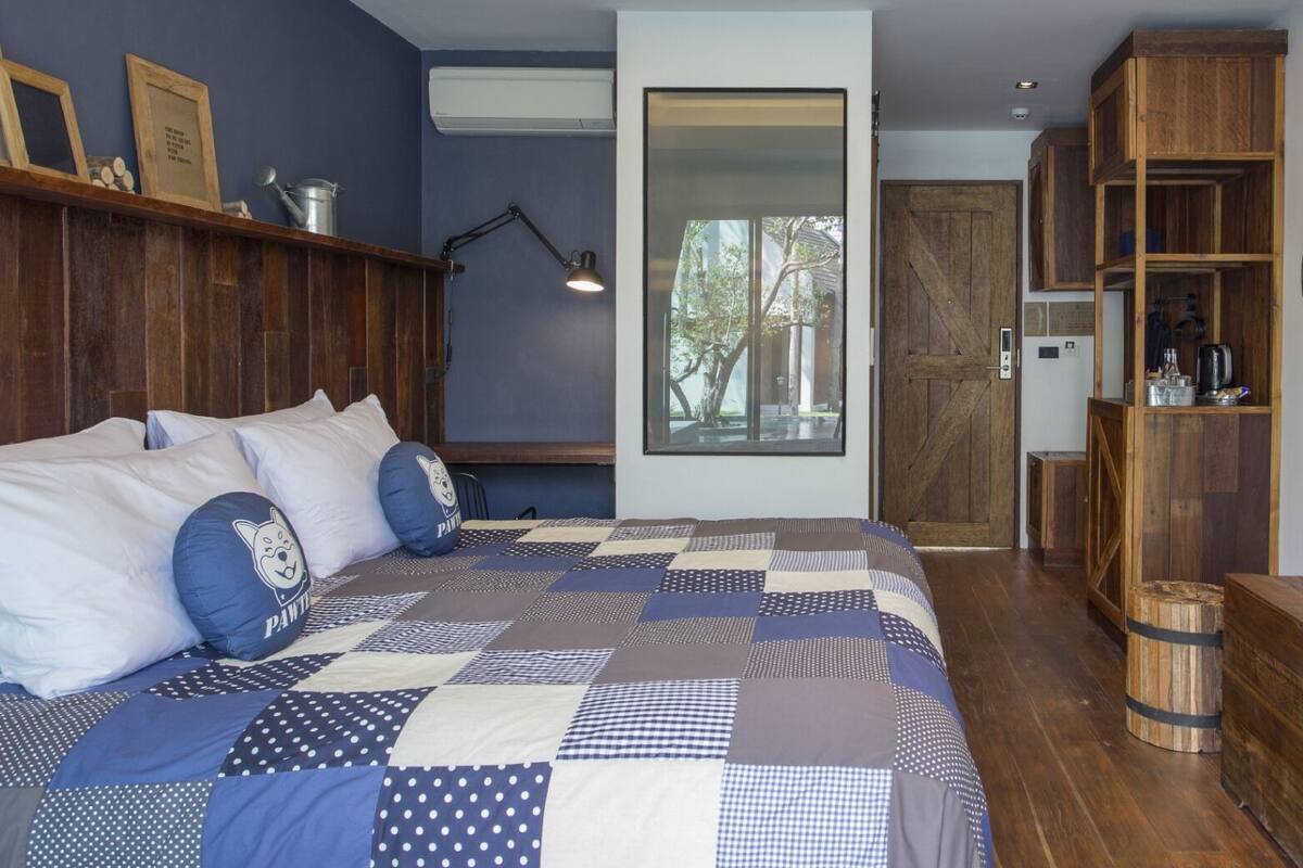 Dip Room | Minibar, Zimmersafe, Schreibtisch, Verdunkelungsvorhänge