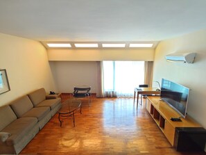 Premier-sviitti (3) | Oleskelualue | Älytelevisio