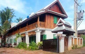 Property entrance - Davita Boutique Hotel (Luang Prabang)