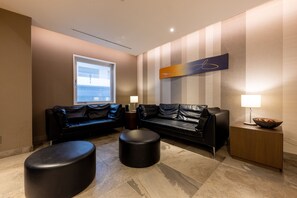 Zona de estar del vestíbulo