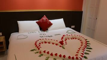 Deluxe Double Room, 1 Bedroom, Garden View, Ground Floor | In-room safe, desk, soundproofing, free cribs/infant beds