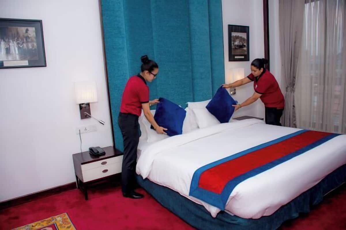 1 phòng ngủ, bộ đồ giường cao cấp, minibar, két bảo mật tại phòng