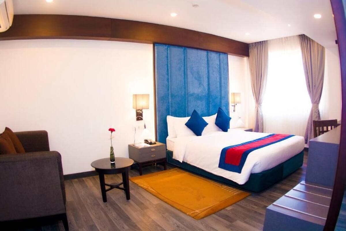 1 bedroom, premium bedding, memory-foam beds, minibar