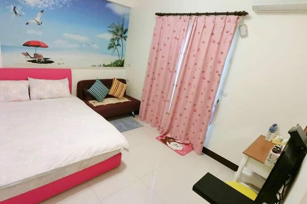 Standard Double Room (301)
