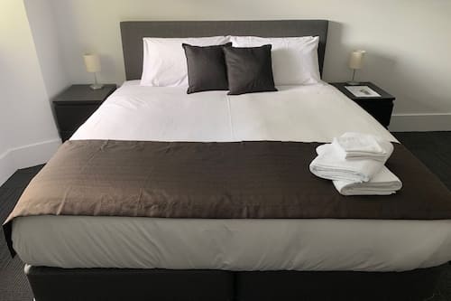 King Room with Private Bathroom | Bathroom