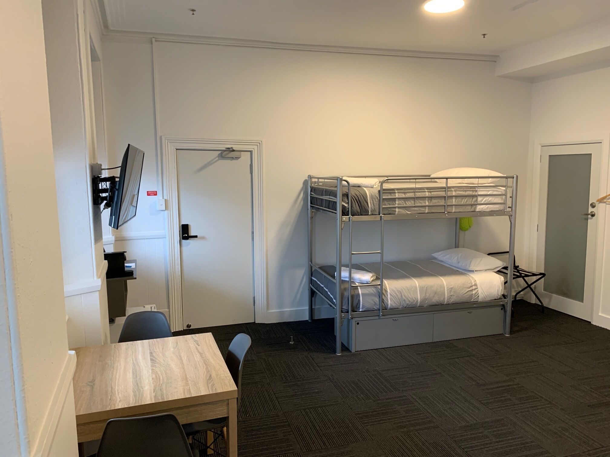 studio 1 | free wifi, bed sheets