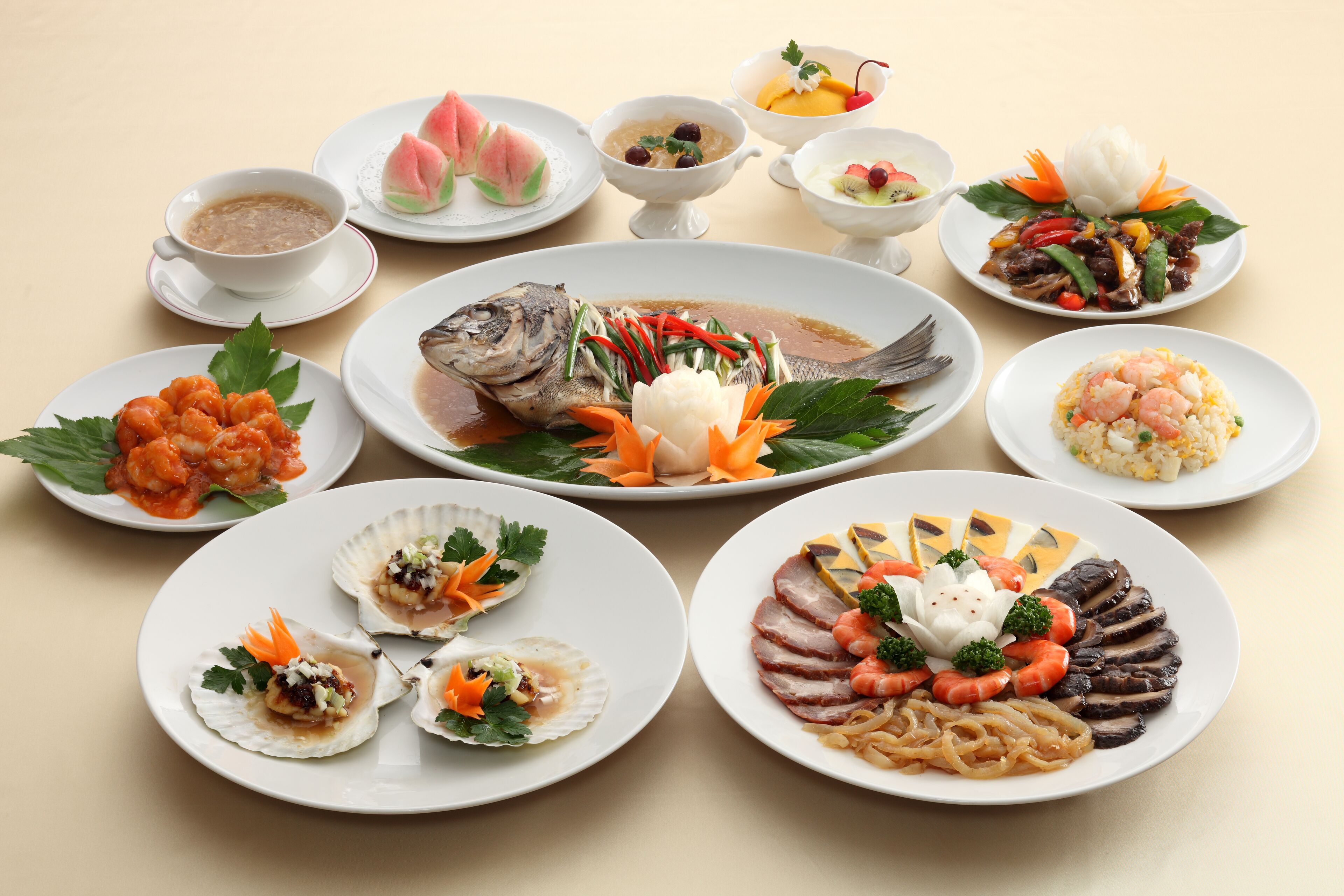 3 restaurants, breakfast, lunch, dinner served; chinese cuisine